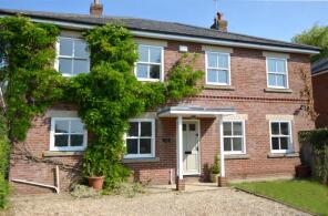 Ford House, Bottlesford Crossroads Northeast To Wooborough Broken Cross, Pewsey SN9 6LW