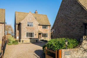 The Leys, Beacon Lane, Haresfield, Stonehouse GL10 3ES