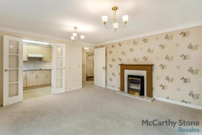 8679281-interior11.jpg