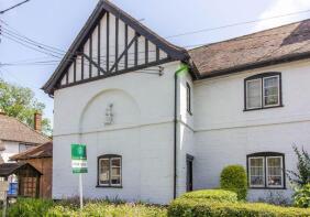 15, High Street, Devizes SN10 5TZ