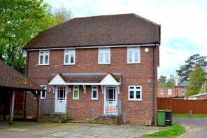 4, Nettlestead Oast, Maidstone Road, Paddock Wood, Tonbridge TN12 6BX