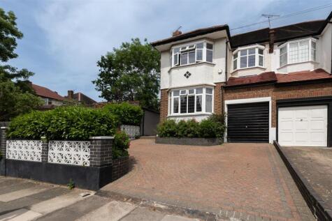 Manor Drive, London, N14