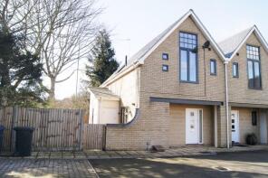 9, Ramplin Close, Bury St. Edmunds IP33 1GZ