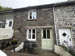 6, Tanrallt, Road From Bridge Street Northeastwards To Garneddwen, Machynlleth SY20 9RN