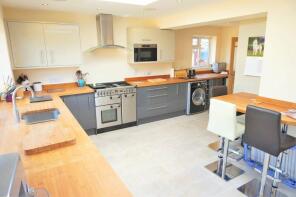 10 Chimneys, Wheatleys Close, Ashe Park Lane, Basingstoke RG25 3BQ
