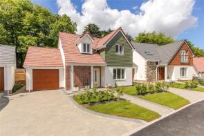 5, Fairway Gardens, Plymouth PL7 5FE
