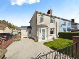 20, Hazel Grove, Trethomas CF83 8GU