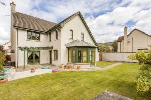 2, Leeburn View, Peebles EH45 9LS