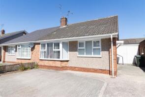 16, Cleehill Drive, North Shields NE29 9EW