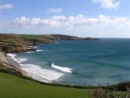 Lamorna, Greeb Way, Penzance TR20 9NN