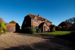 Quince Cottage, Battle Road, Three Cups Corner, Heathfield TN21 9LS