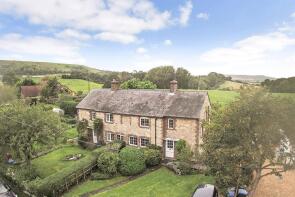 13, Rackham Street, Pulborough RH20 2EX