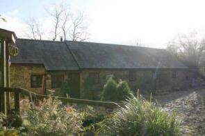 Graig Barn, Graig, Llanwrda SA19 8BB