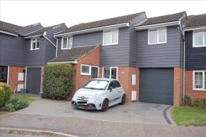 3, Saddle Rise, Springfield, Chelmsford CM1 6SX