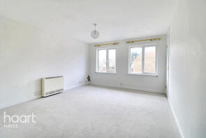 27, Coulter Close, Hayes UB4 9QR