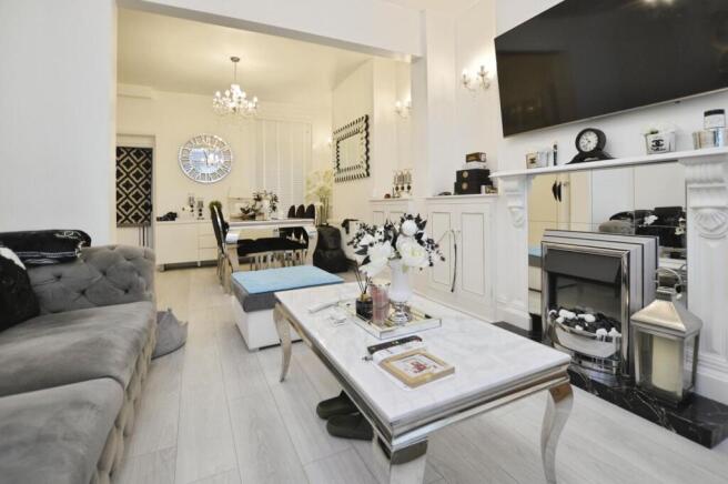 Double Reception Room