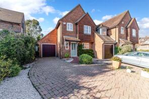 7, The Old Yard, Little Common Lane, Redhill RH1 4GW