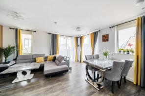 Flat 10, Rhea Court, Dollis Valley Drive, Barnet EN5 2GF