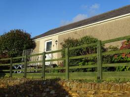 4, Whites Farm Garden, North Country, Redruth TR16 4BZ