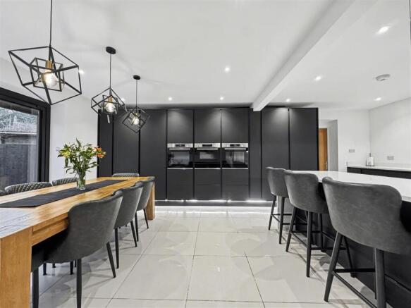 Kitchen/Diner/Family Room