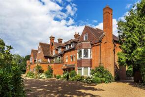 8, Mapleton House, Mapleton Road, Edenbridge TN8 6PL