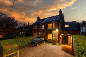 Oakdene, Bolney Road, Haywards Heath RH17 5AW