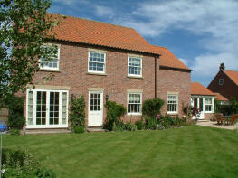 Ashtree House, Water Lane, Duggleby, Malton YO17 8BN