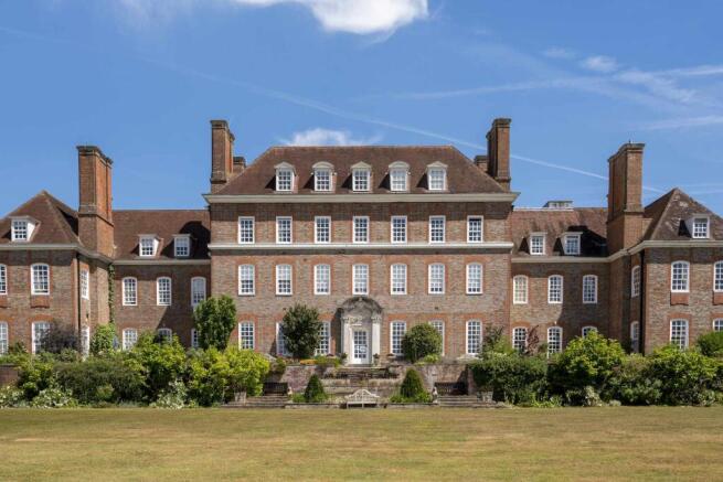 Building from communal gardens