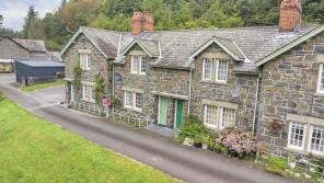 4, Glanrafon, Llanwddyn, Oswestry SY10 0LU