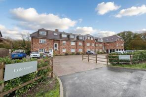 10, Lyde Court, London Road, Old Basing RG24 7JL