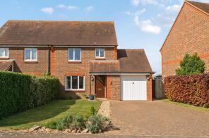 17, Walwyn Close, Chichester PO20 7SR