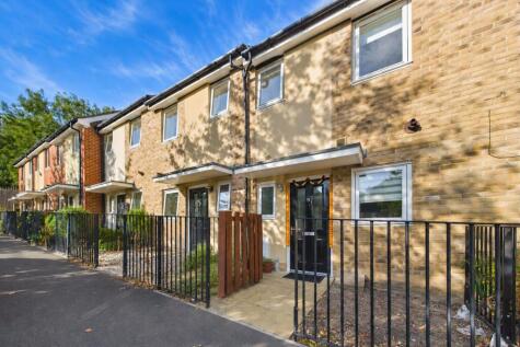 Tay Road, Tilehurst, Reading, Berkshire, RG30