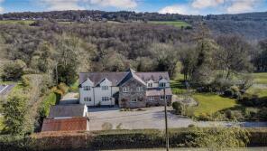 Bryn Bannon, Bryn Alun Junction To Maes Y Groes Junction, Mold CH7 5PG