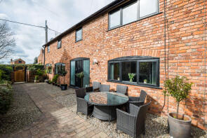 3, Hunters Court, Little Heath Road, Christleton, Chester CH3 7DW