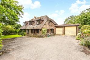 Stable Cottage, Downs Road, West Stoke, Chichester PO18 9LG