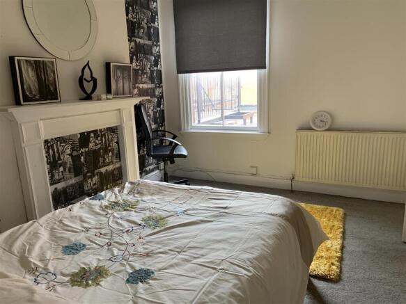 bed2.JPG