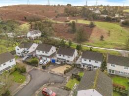6, The Orchard, Cowbridge CF71 7HU
