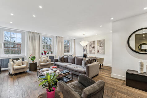Cadogan Square,
Knightsbridge, SW1X