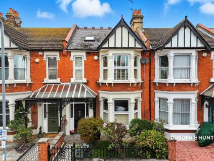 Dover Road, Aldersbrook, E12