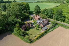 West Lodge, New Road, Grafton Court, Alcester B49 6NY