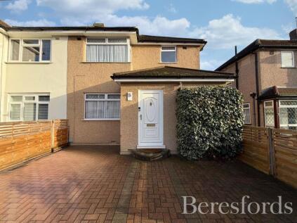 Laburnum Walk, Hornchurch, RM12