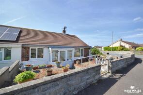 58, Brynglas, Cardigan SA43 2EQ