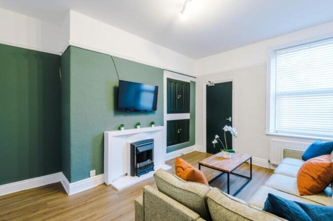 57DS - Living Area