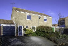 17, Burnham Close, Felixstowe IP11 0XG