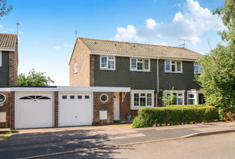 Hawk Close, Abbeydale, Gloucester, Gloucestershire, GL4