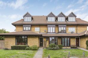 15, Oliver Court, Unadopted Roads Around Herts Training School, Crouchfields, Ware SG12 0PP