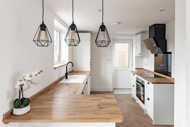 Kitchen (2)
