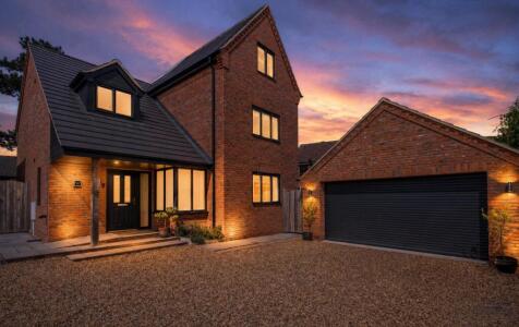 Pear Tree House, Raunds
