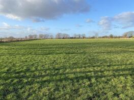 Low Farm, Low Farm Road, Hull HU11 4BH