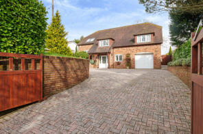 West Murray, Pound Hill, Salisbury SP5 2AA